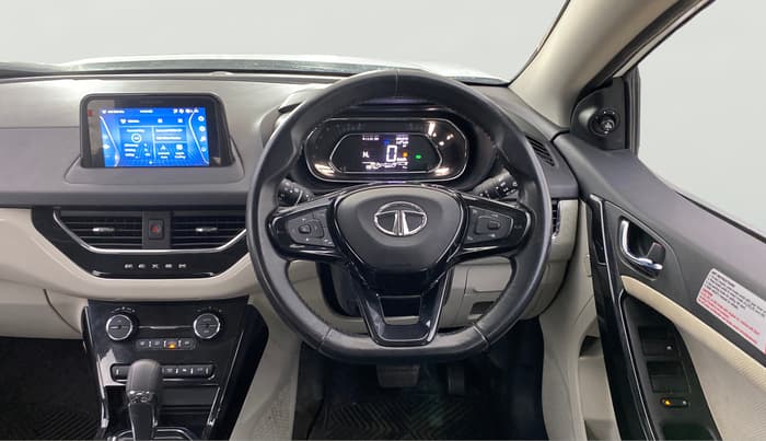 2022 Tata NEXON XZA PLUS SUNROOF DUAL TONE PETROL, Petrol, Automatic, 19,875 km, Steering Wheel Close Up