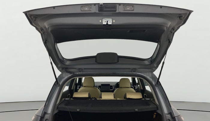 2024 Hyundai VENUE SX 1.2 PETROL, Petrol, Manual, 7,699 km, Boot Door Open