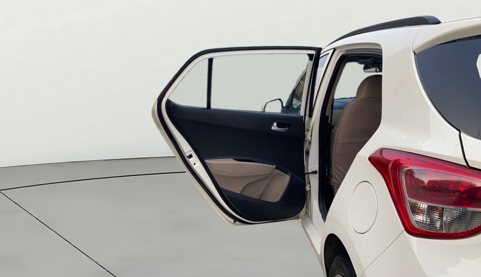 2015 Hyundai Grand i10 SPORTZ 1.2 KAPPA VTVT, Petrol, Manual, 6,138 km, LHS Rear Door