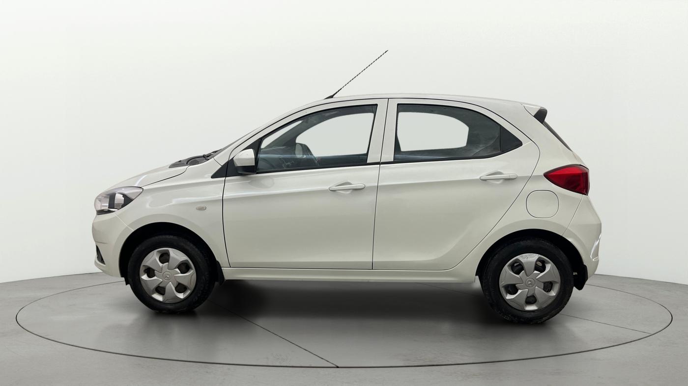 2018 Tata Tiago XTA PETROL, Petrol, Automatic, 22,160 km, Left Side