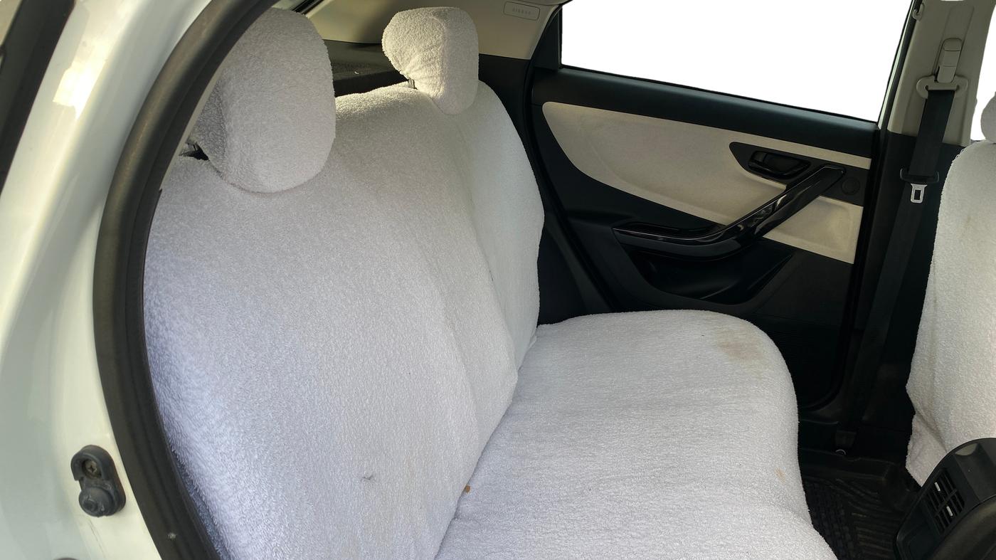 2024 Tata NEXON Pure 1.2 Petrol 6AMT, Petrol, Manual, 27,941 km, Right Side Rear Door Cabin