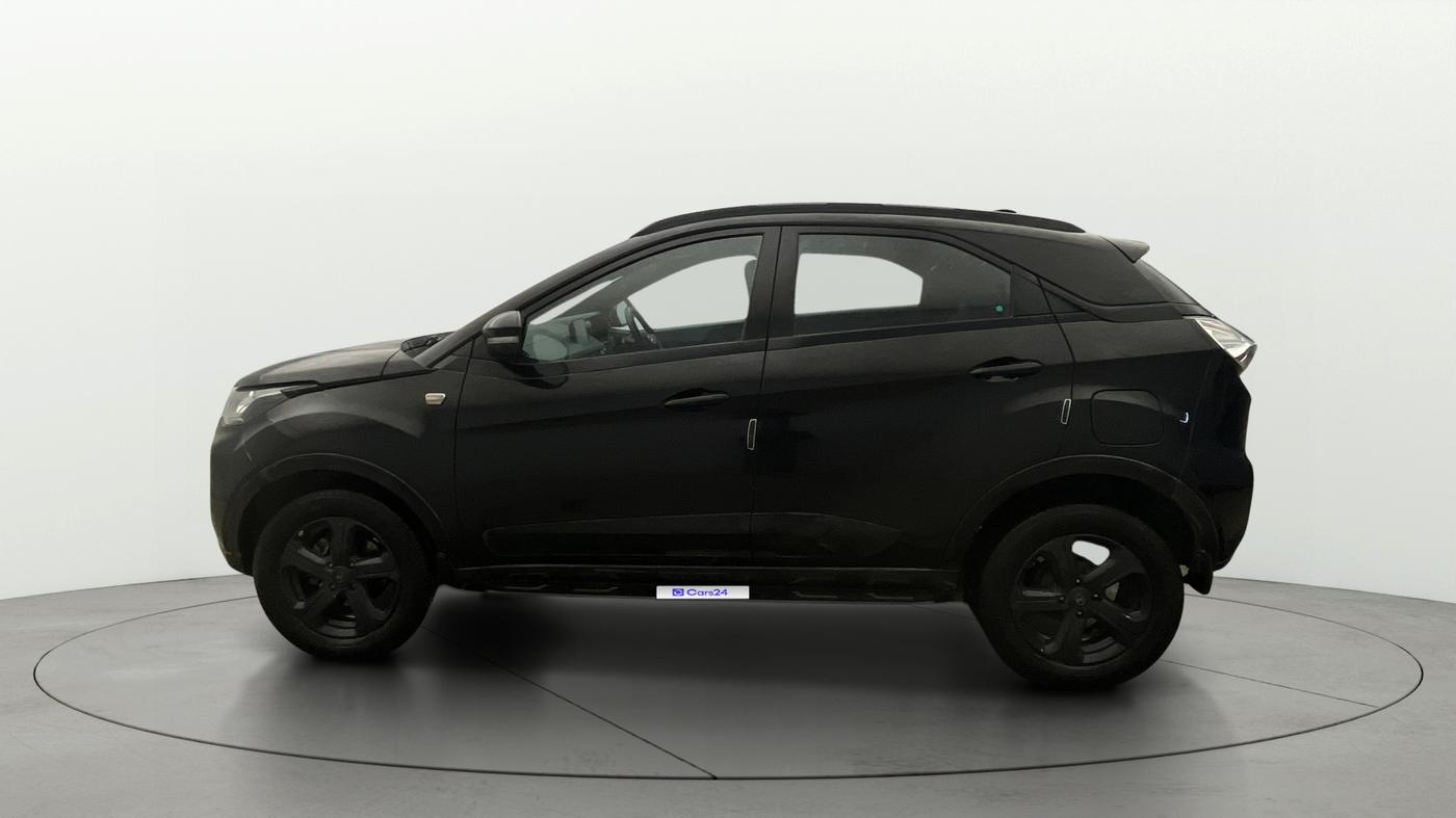 2023 Tata NEXON XZA PLUS LUX SUNROOF DARK DIESEL, Diesel, Automatic, 67,052 km, Left Side