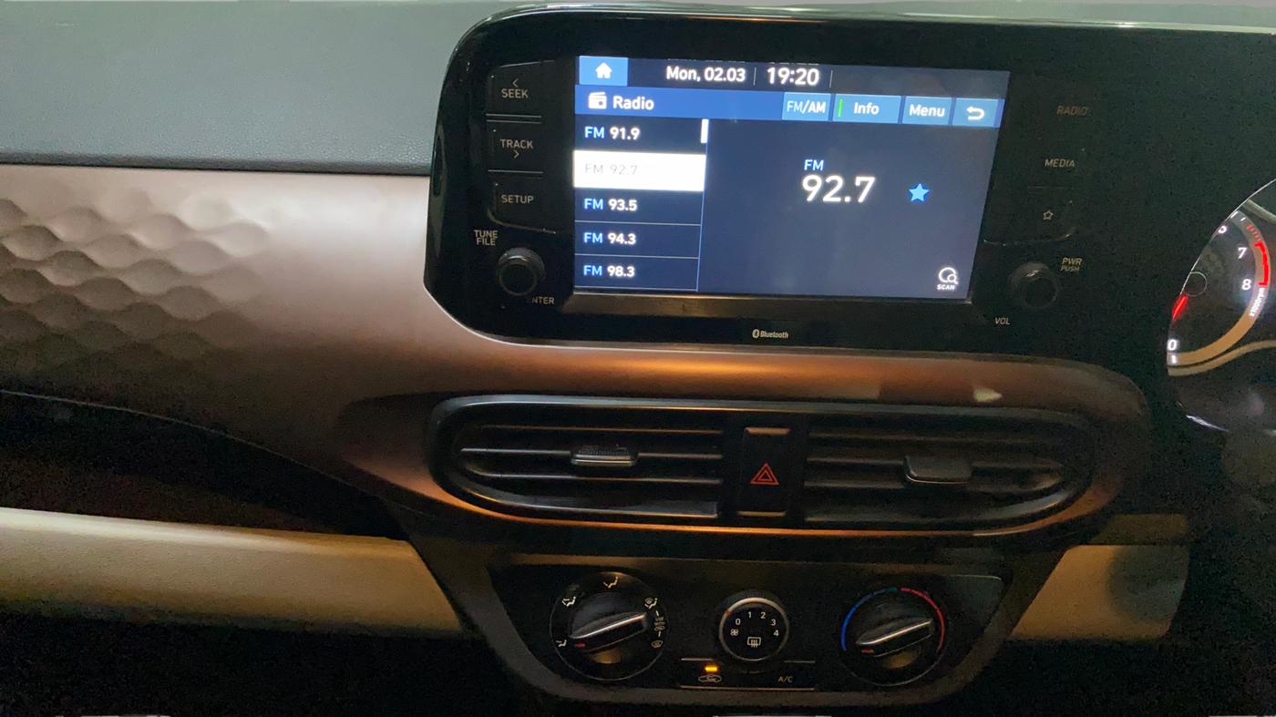 2020 Hyundai AURA SX 1.2, Petrol, Manual, 1,04,595 km, Air Conditioner