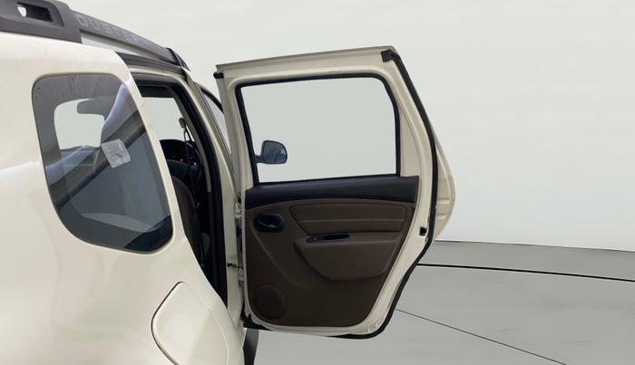 2018 Renault Duster RXS PETROL, Petrol, Manual, 63,610 km, RHS Rear Door