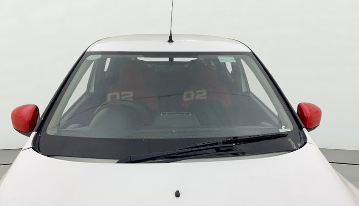 2017 Renault Kwid RXT 02 Anniversary Edition, Petrol, Manual, 98,354 km, Front Windshield