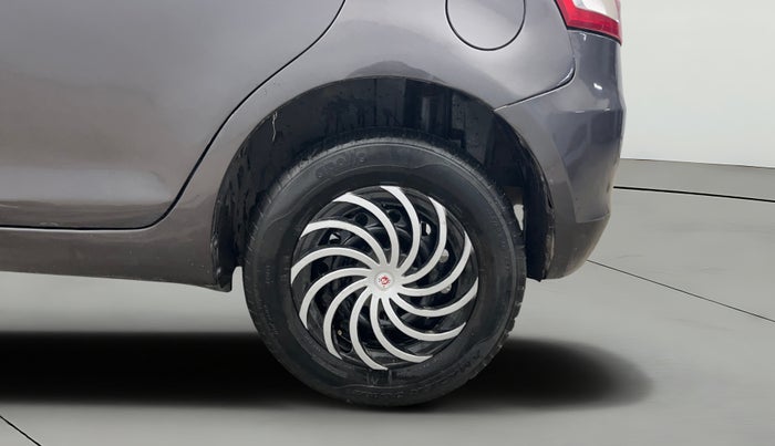 2016 Maruti Swift VXI, Petrol, Manual, 55,567 km, Left Rear Wheel