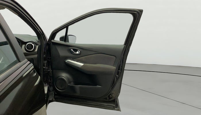 2020 Nissan Kicks XV PREMIUM TURBO 1.3, Petrol, Manual, 94,780 km, RHS Front Door