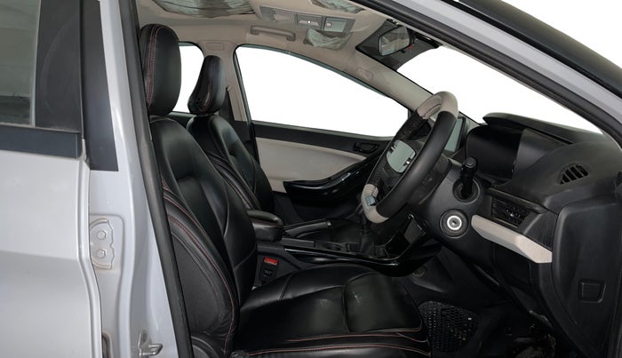2024 Tata NEXON Pure S 1.2 iCNG, CNG, Manual, 27,432 km, Right Side Front Door Cabin