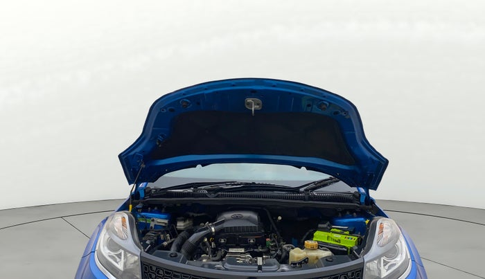 2018 Tata NEXON XZ PLUS PETROL, Petrol, Manual, 45,420 km, Open Bonet