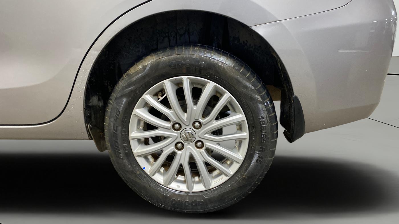 2023 Maruti Dzire ZXI CNG, CNG, Manual, 68,423 km, Left Rear Wheel