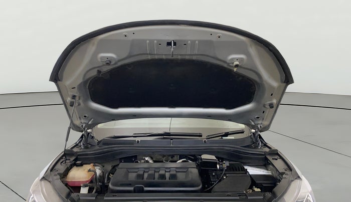 2023 Mahindra XUV700 AX 5 D MT 7 STR, Diesel, Manual, 52,057 km, Open Bonet