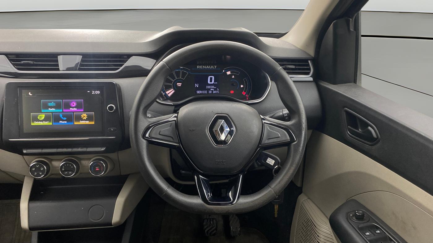 2020 Renault TRIBER RXT AMT, Petrol, Automatic, 32,988 km, Steering Wheel Close Up