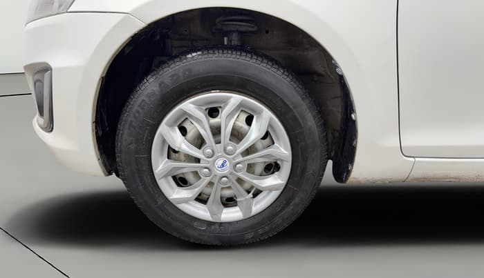 2017 Maruti Swift LXI (O), Petrol, Manual, 64,615 km, Left Front Wheel