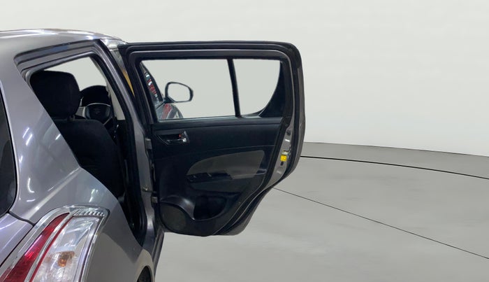 2017 Maruti Swift VXI O, CNG, Manual, 1,20,150 km, RHS Rear Door