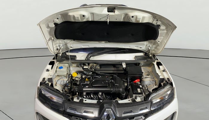 2024 Renault Kwid RXT 1.0 AMT, Petrol, Automatic, 10,574 km, Open Bonet