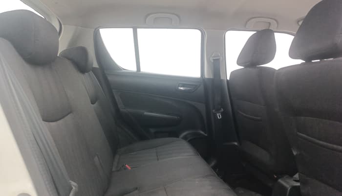 2013 Maruti Swift VXI, Petrol, Manual, 81,472 km, Right Side Rear Door Cabin