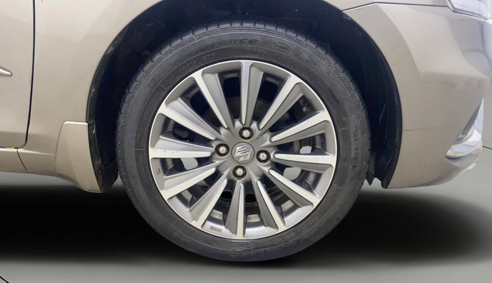 2019 Maruti Ciaz ALPHA 1.5 SHVS PETROL, Petrol, Manual, 31,620 km, Right Front Wheel