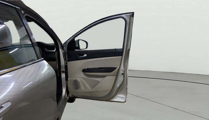 2020 Renault TRIBER RXZ, Petrol, Manual, 59,021 km, RHS Front Door