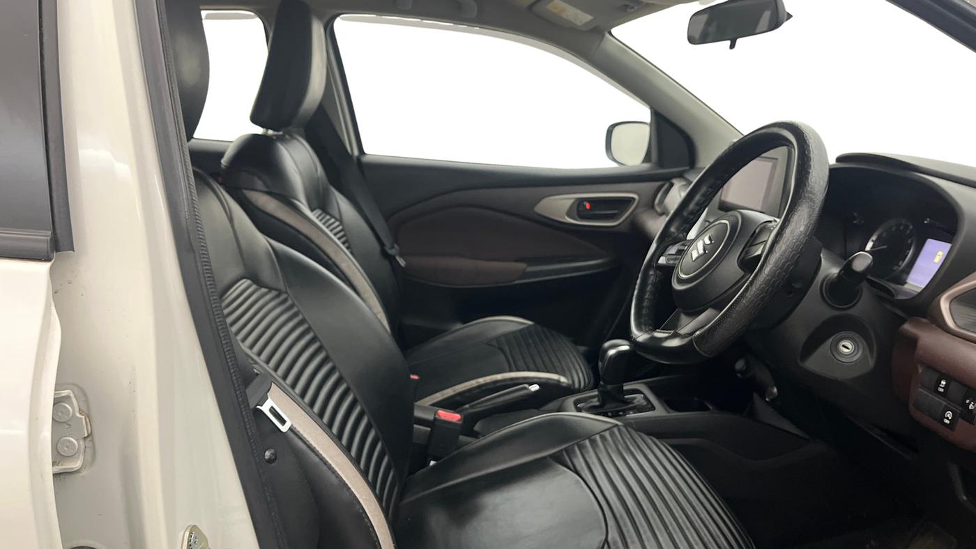 2024 Maruti FRONX DELTA PLUS 1.2L AGS, Petrol, Automatic, 25,197 km, Right Side Front Door Cabin
