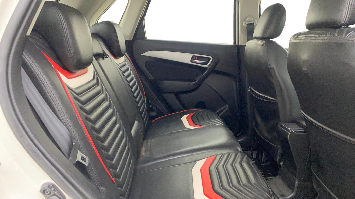 2021 Maruti Vitara Brezza ZXI, CNG, Manual, 60,120 km, Right Side Rear Door Cabin