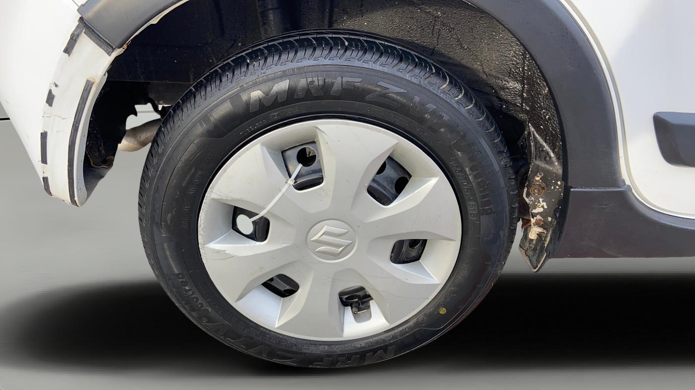 2020 Maruti New Wagon-R VXI 1.0 AMT, Petrol, Automatic, 31,840 km, Right Rear Wheel
