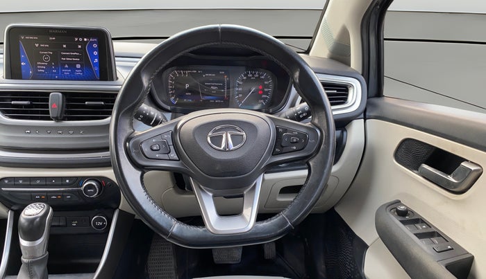 2022 Tata ALTROZ XZA, Petrol, Automatic, 36,755 km, Steering Wheel Close Up