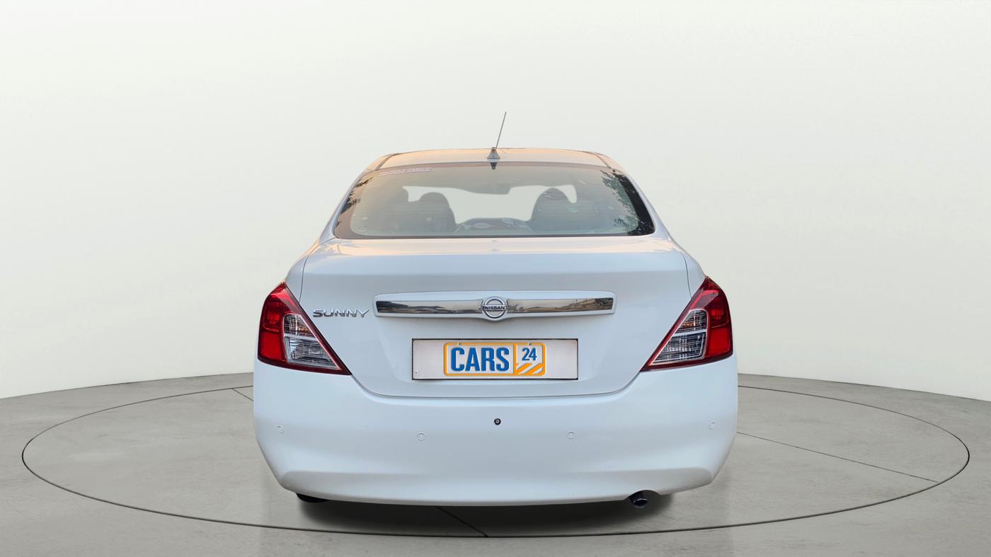 2012 Nissan Sunny XV PETROL, Petrol, Manual, 68,600 km, Back/Rear