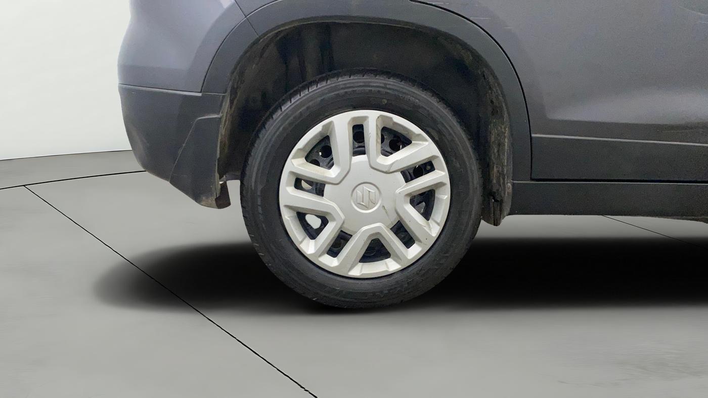 2021 Maruti Vitara Brezza VXI, Petrol, Manual, 84,801 km, Right Rear Wheel