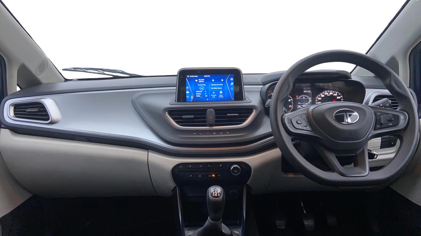 2024 Tata ALTROZ XM PLUS PETROL, Petrol, Manual, 8,236 km, Dashboard