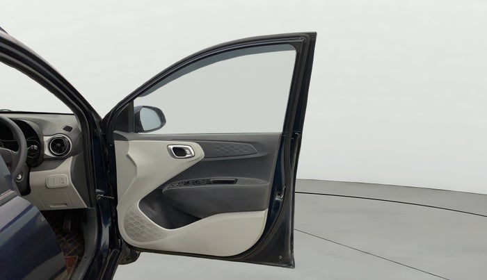 2022 Hyundai GRAND I10 NIOS SPORTZ AMT 1.2 KAPPA VTVT, Petrol, Automatic, 32,622 km, RHS Front Door