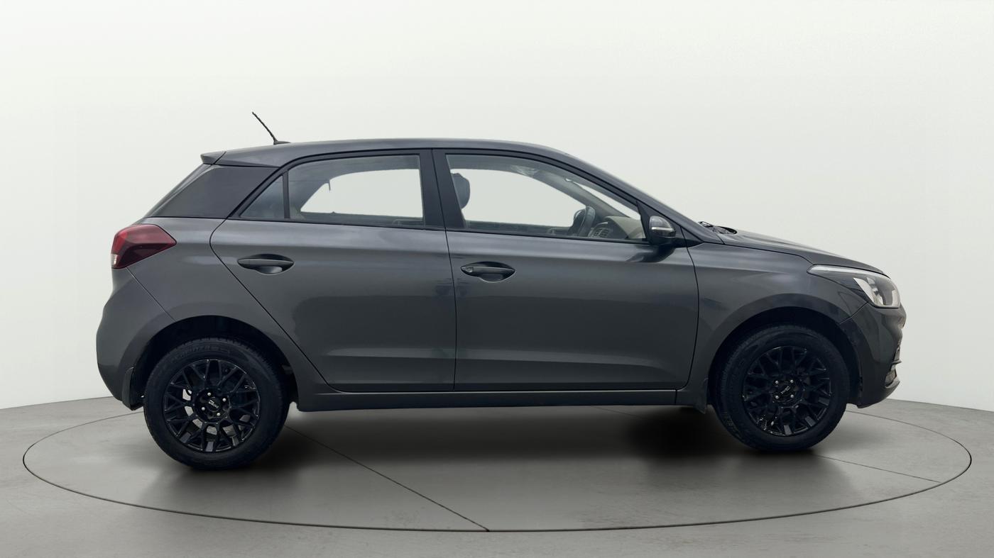 2020 Hyundai Elite i20 SPORTZ PLUS 1.2, Petrol, Manual, 66,761 km, Right Side View