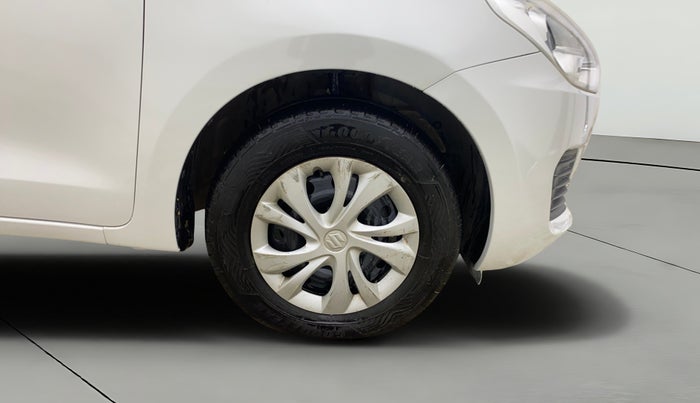 2019 Maruti Swift VXI AMT, Petrol, Automatic, 72,175 km, Right Front Wheel