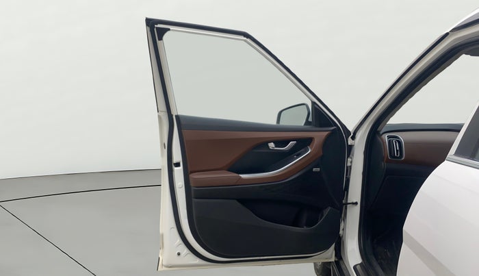 2022 Hyundai ALCAZAR PLATINUM(O) 6STR 1.5 AT, Diesel, Automatic, 65,325 km, LHS Front Door