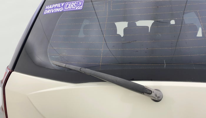 2012 Mahindra XUV500 W8, Diesel, Manual, 1,34,908 km, Rear Wiper