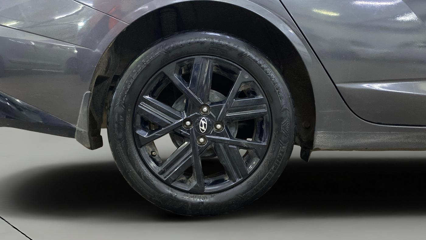 2023 Hyundai Verna SX (O) 1.5 TURBO PETROL MT, Petrol, Manual, 33,313 km, Right Rear Wheel