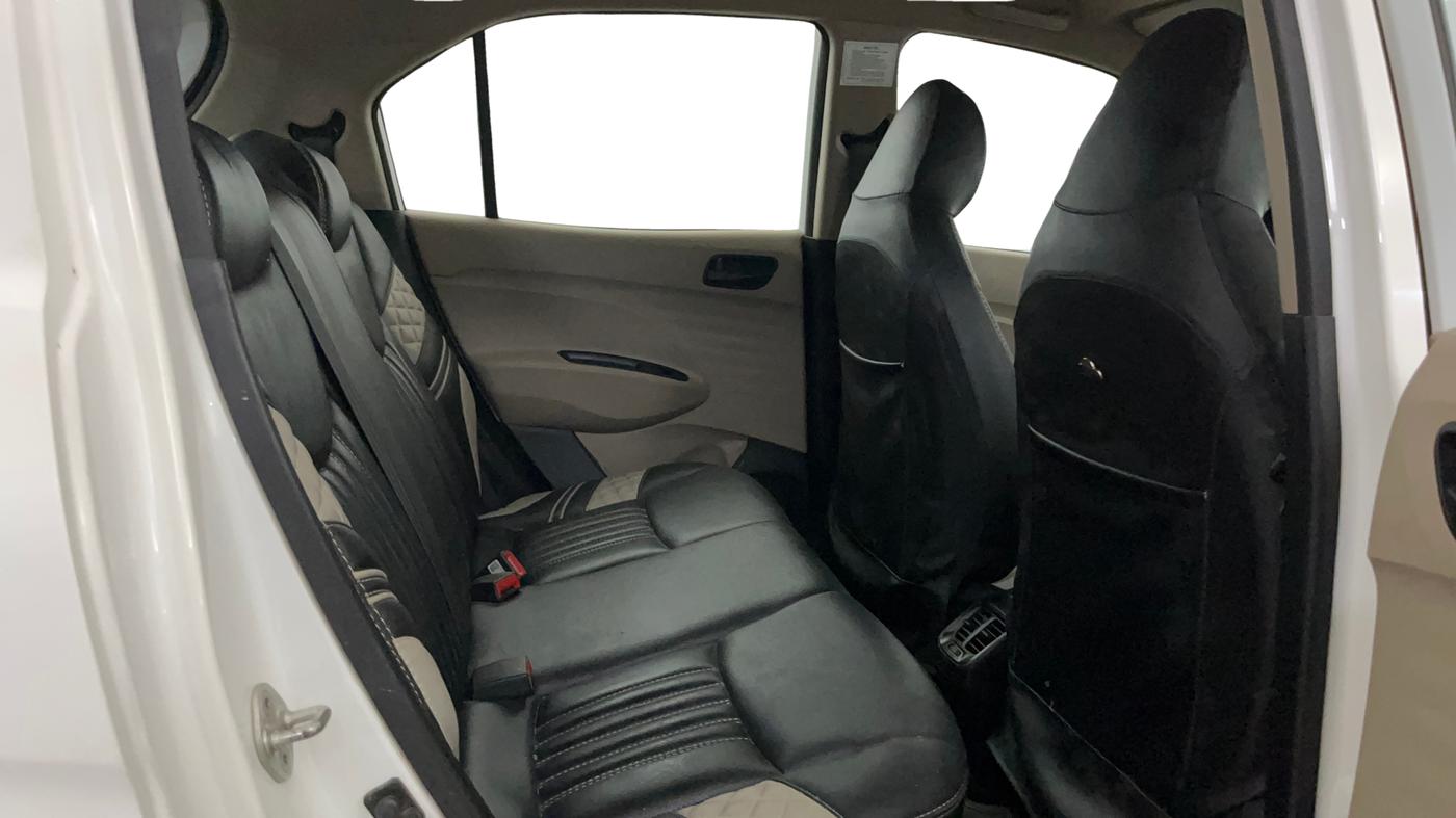 2021 Hyundai NEW SANTRO SPORTZ EXECUTIVE MT CNG, CNG, Manual, 40,032 km, Right Side Rear Door Cabin