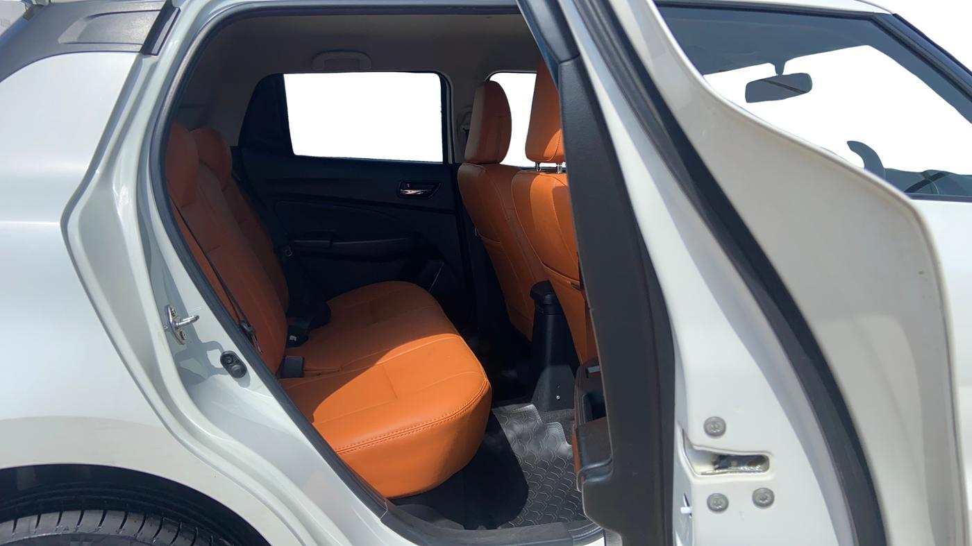 2018 Maruti Swift VXI, Petrol, Manual, 36,450 km, Right Side Rear Door Cabin