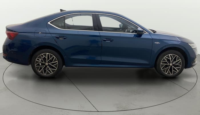 2021 Skoda Octavia L&K 2.0 AT, Petrol, Automatic, 85,139 km, Right Side View