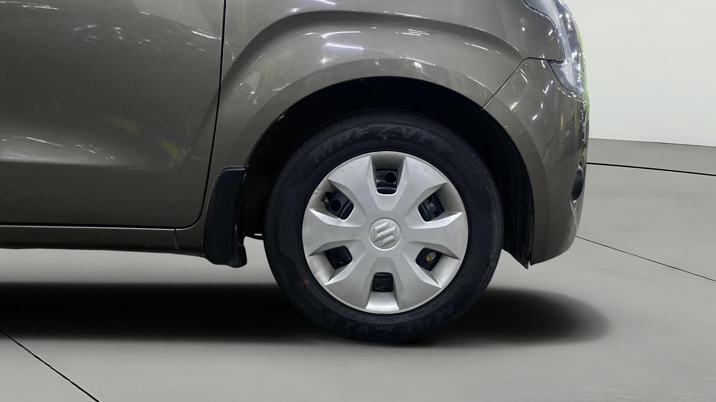 2022 Maruti New Wagon-R VXI 1.0, Petrol, Manual, 50,198 km, Right Front Wheel