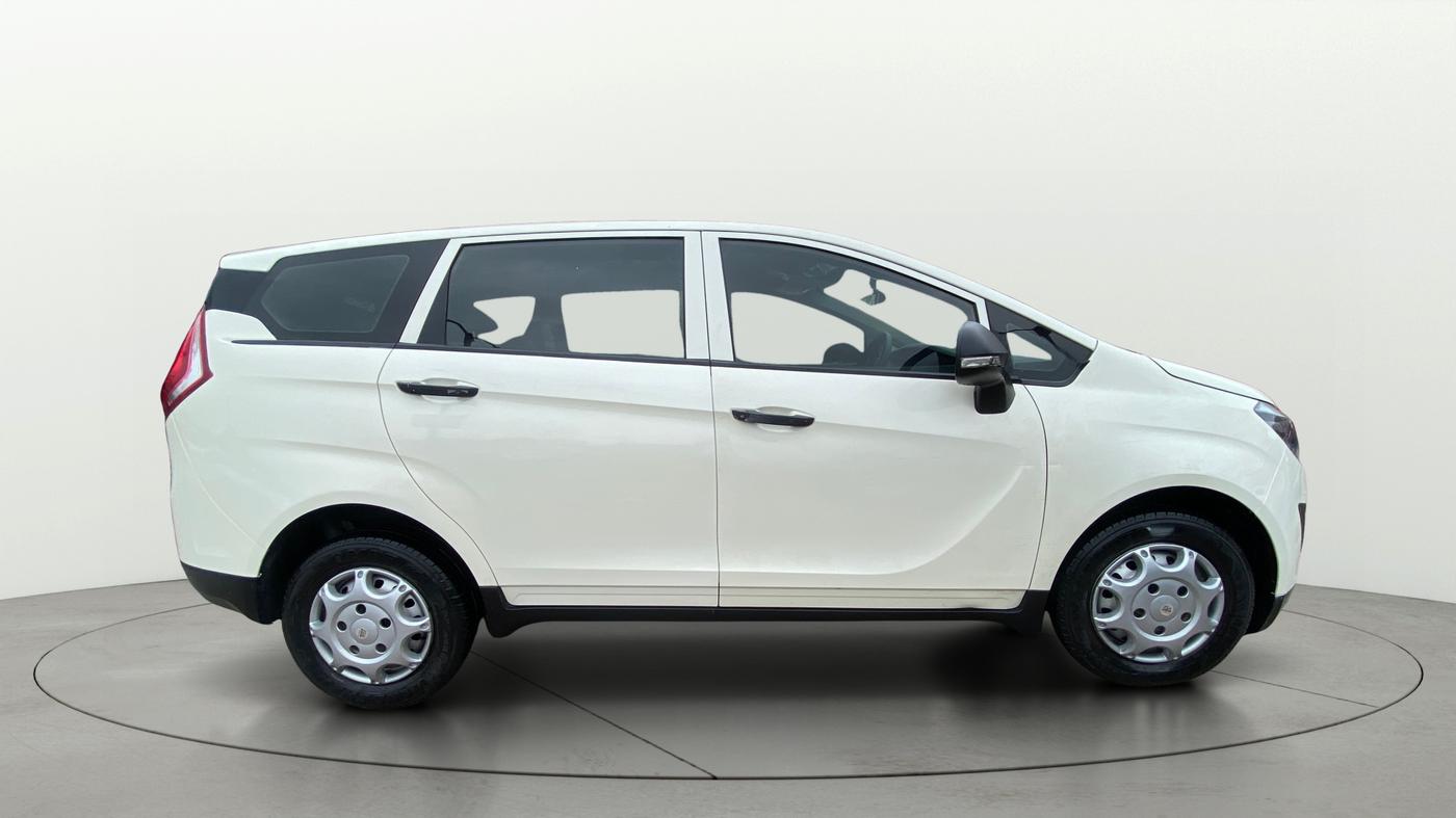 2019 Mahindra MARAZZO M2 8 STR, Diesel, Manual, 14,976 km, Right Side View