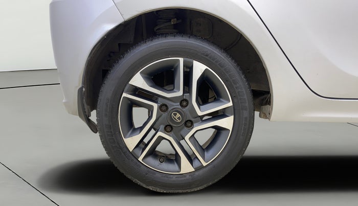 2020 Tata Tiago XZ PLUS PETROL, Petrol, Manual, 38,621 km, Right Rear Wheel