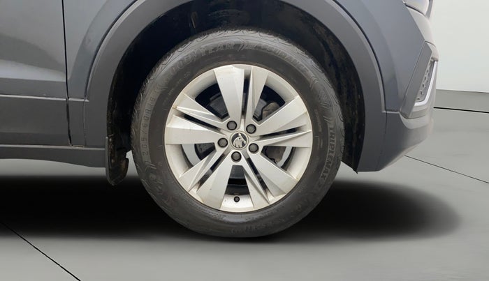2021 Skoda KUSHAQ AMBITION 1.0L TSI MT, Petrol, Manual, 31,368 km, Right Front Wheel