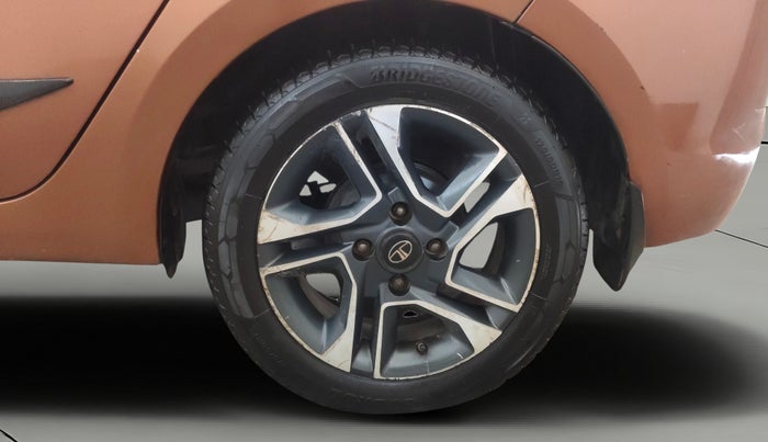 2017 Tata TIGOR XZ (O) PETROL, CNG, Manual, 1,13,119 km, Left Rear Wheel