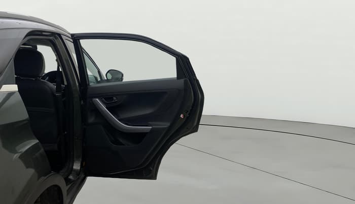 2022 Tata NEXON XMA PLUS SUNROOF DIESEL, Diesel, Automatic, 82,978 km, RHS Rear Door