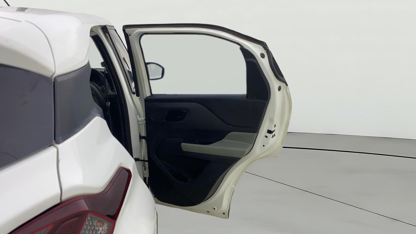 2022 Tata PUNCH ADVENTURE MT, CNG, Manual, 1,33,407 km, RHS Rear Door