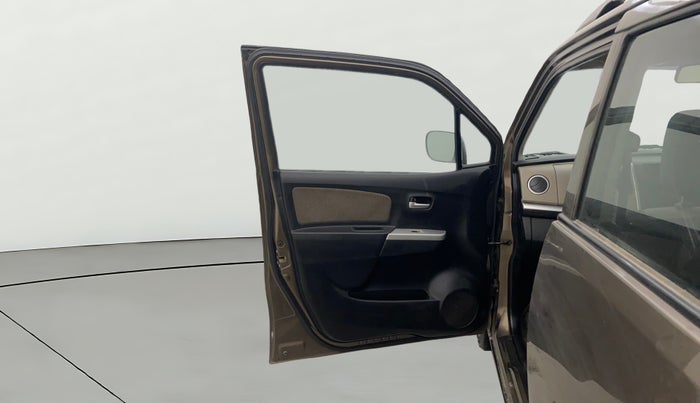 2014 Maruti Wagon R 1.0 LXI CNG, CNG, Manual, 1,24,790 km, LHS Front Door