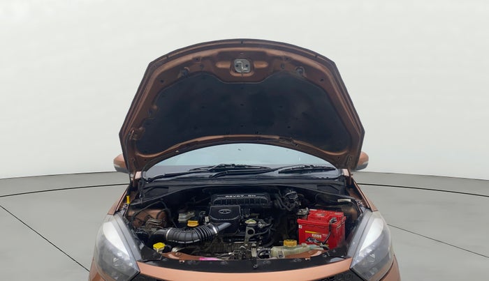 2017 Tata TIGOR XZ (O) PETROL, Petrol, Manual, 1,34,427 km, Open Bonet