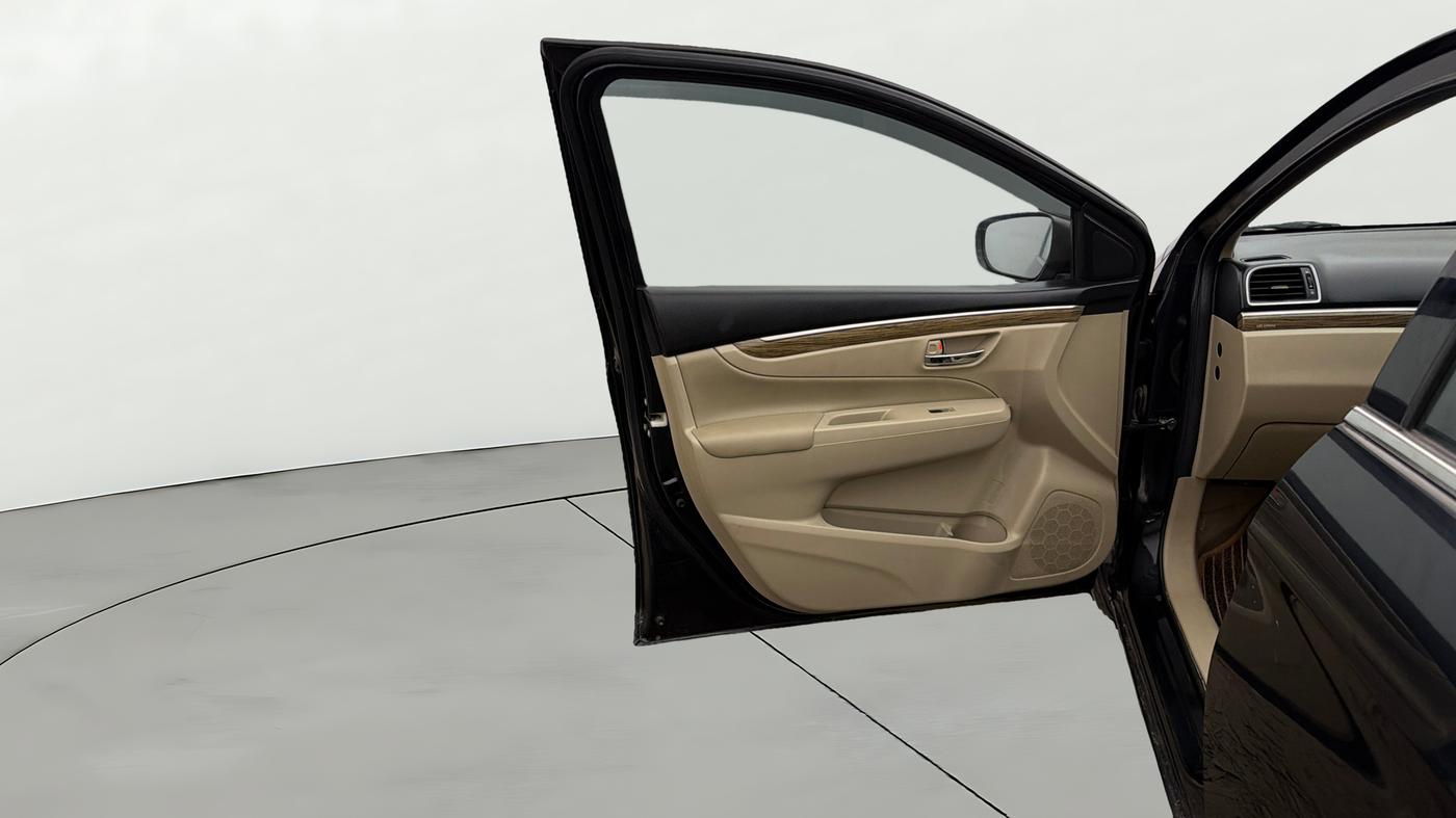 2024 Maruti Ciaz ALPHA  AT 1.5 SHVS PETROL, Petrol, Automatic, 42,080 km, LHS Front Door
