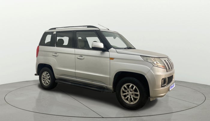 2015 Mahindra TUV300 T8, Diesel, Manual, 96,628 km, Right Front Diagonal