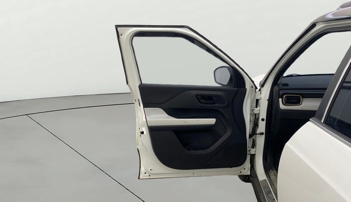 2023 Tata PUNCH ACCOMPLISHED DAZZLE SUNROOF CNG MT, CNG, Manual, 61,414 km, LHS Front Door